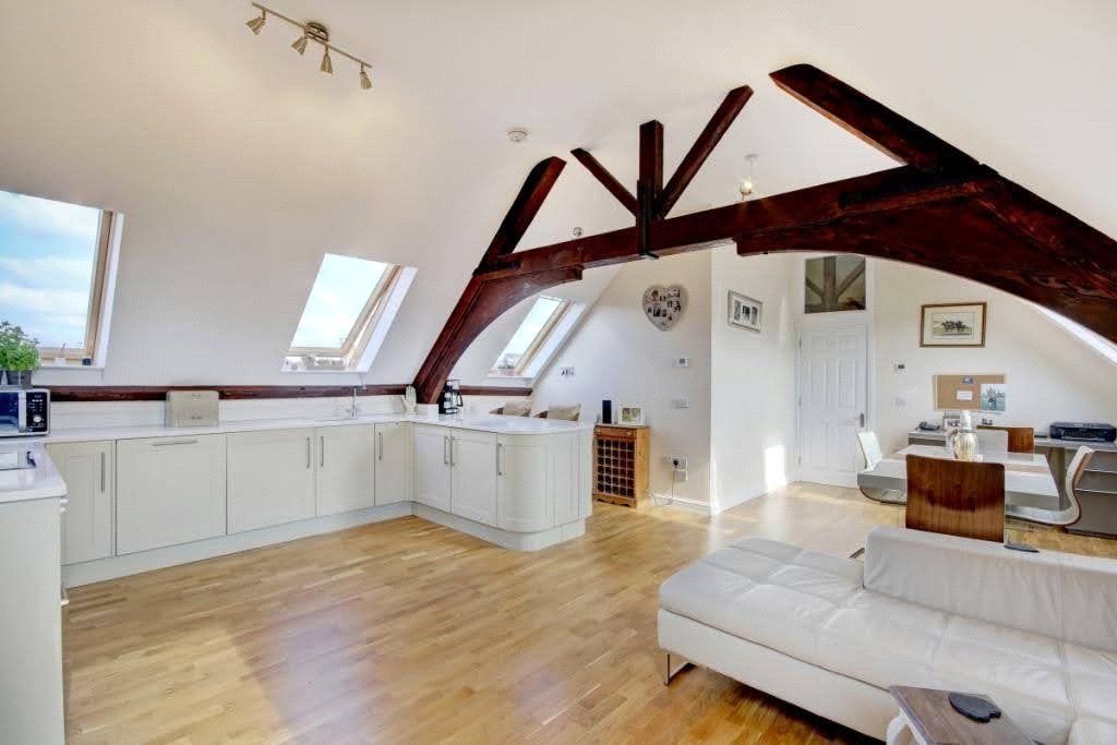 2 bed flat for sale in Phoenix House, 50 Bartholomew Street, Newbury, Berkshire RG14, £335,000