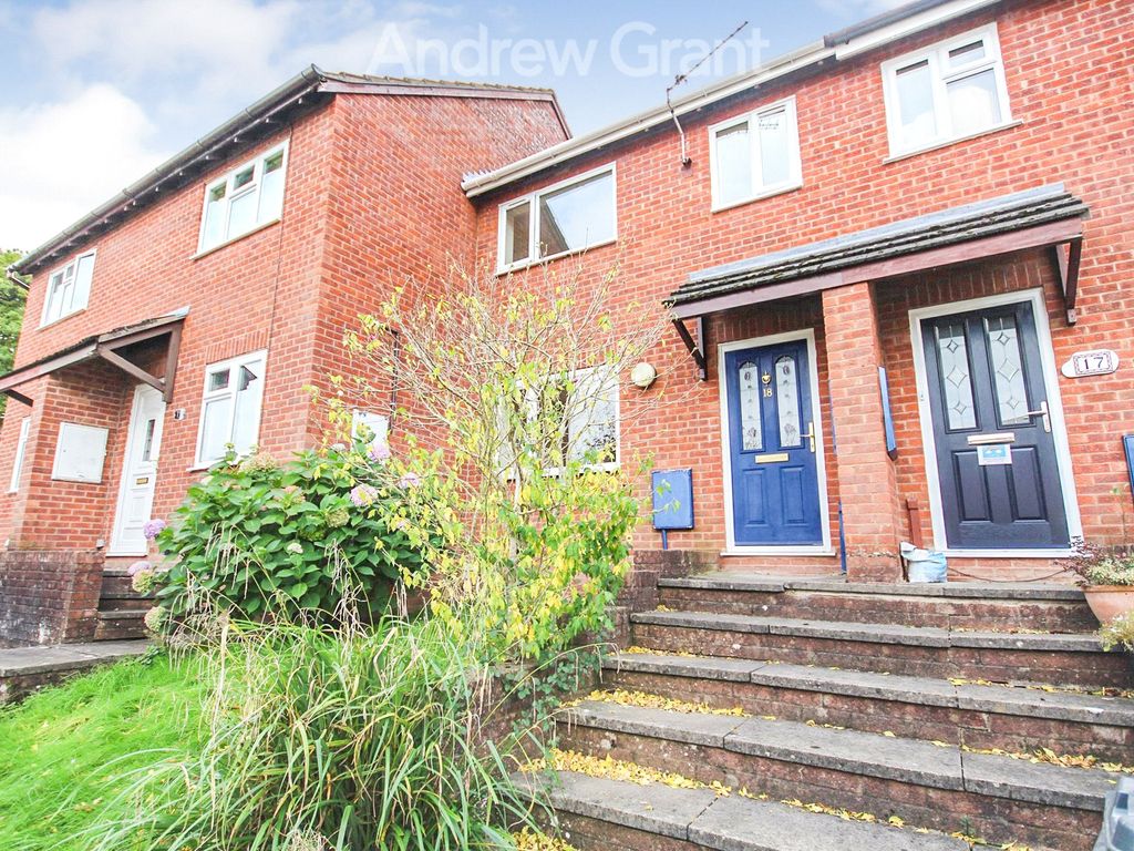 3 bed terraced house to rent in Sunrise, Malvern, Worcestershire WR14