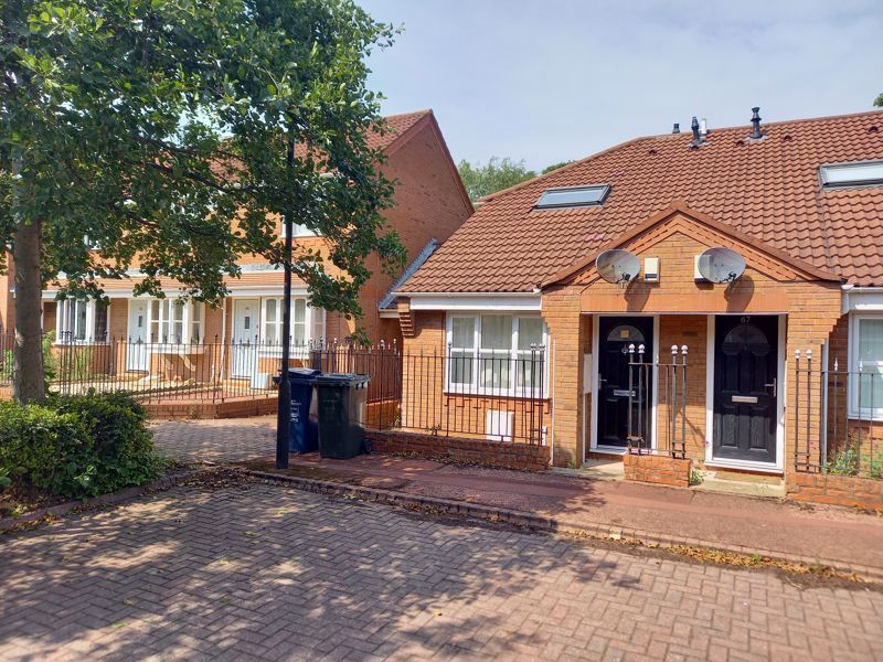 1 bed bungalow for sale in Middlewood Park, Fenham, Newcastle Upon Tyne