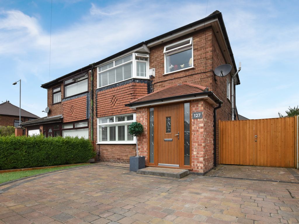 3 bed semidetached house for sale in Tong Road, Little Lever, Bolton
