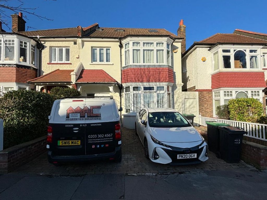 5 bed semidetached house for sale in 27 Ederline Avenue, Streatham