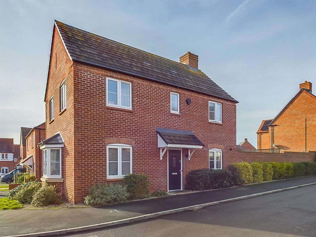 3 bed detached house for sale in Norway Close, Leigh Sinton, Malvern WR13, £375,000 Zoopla