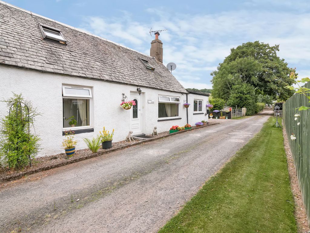 3 bed semidetached house for sale in Tomaknock, Crieff PH7 Zoopla