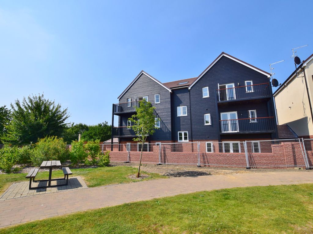 2 bed flat to rent in Ryeland Way, Kingsnorth, Ashford, Kent TN25 Zoopla