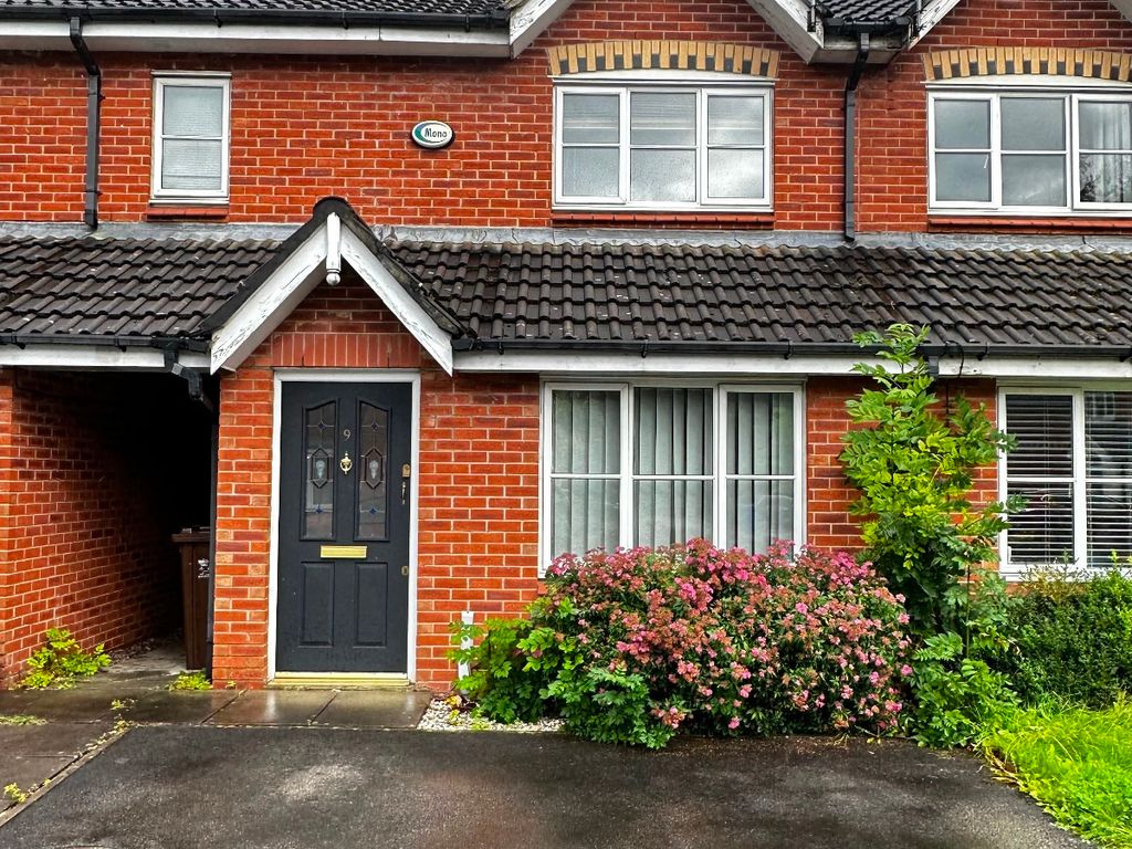 2 bed terraced house to rent in Harrier Close, Sharston, Wythenshawe