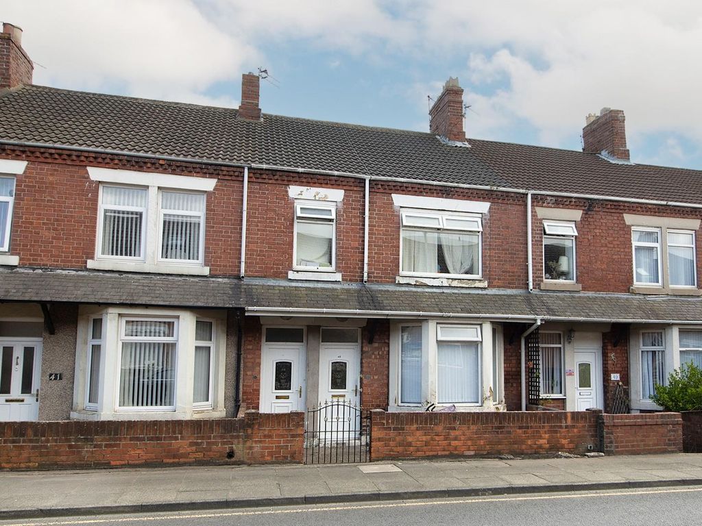 3 bed flat for sale in North Seaton Road, NewbigginByTheSea NE64, £