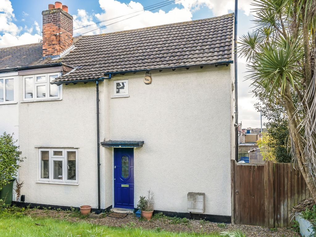 3 bed semidetached house for sale in Barham Road, Chislehurst, Kent