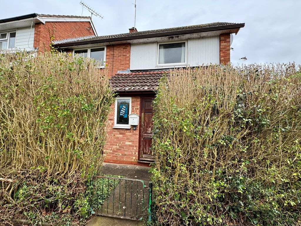 3 bed end terrace house for sale in Prospect Walk, Tupsley, Hereford