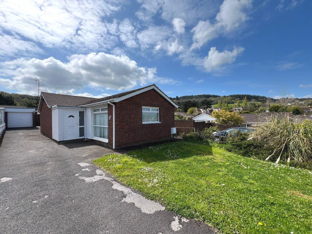 3 bed detached bungalow for sale in Paganel Road, Minehead TA24, £