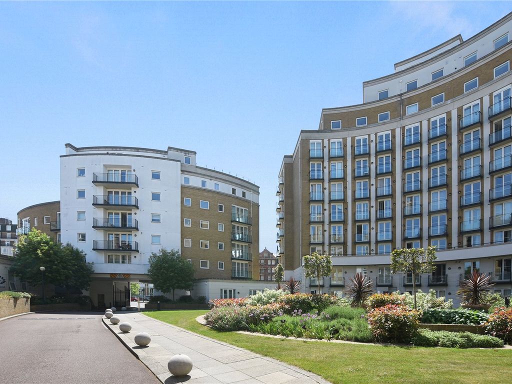 2 bed flat to rent in Elizabeth Court, 1 Palgrave Gardens, London NW1