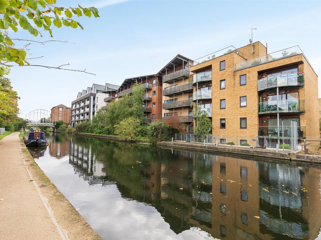 2 bed flat to rent in Bentinck Road, Yiewsley, West Drayton UB7 Zoopla