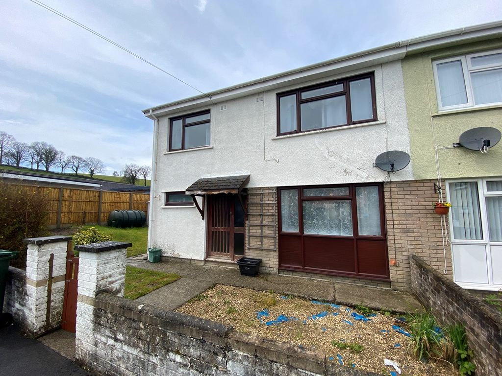 3 bed semidetached house for sale in Llanwnnen, Lampeter SA48 Zoopla
