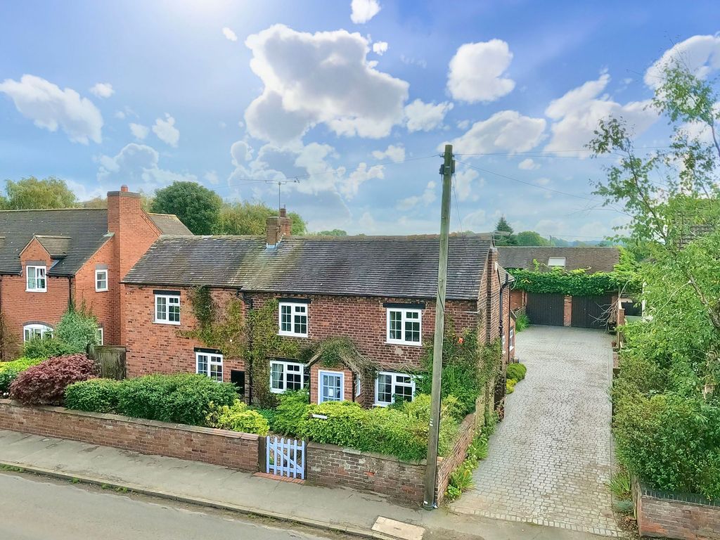 4 bed detached house for sale in Audlem Road, Hankelow CW3, £550,000