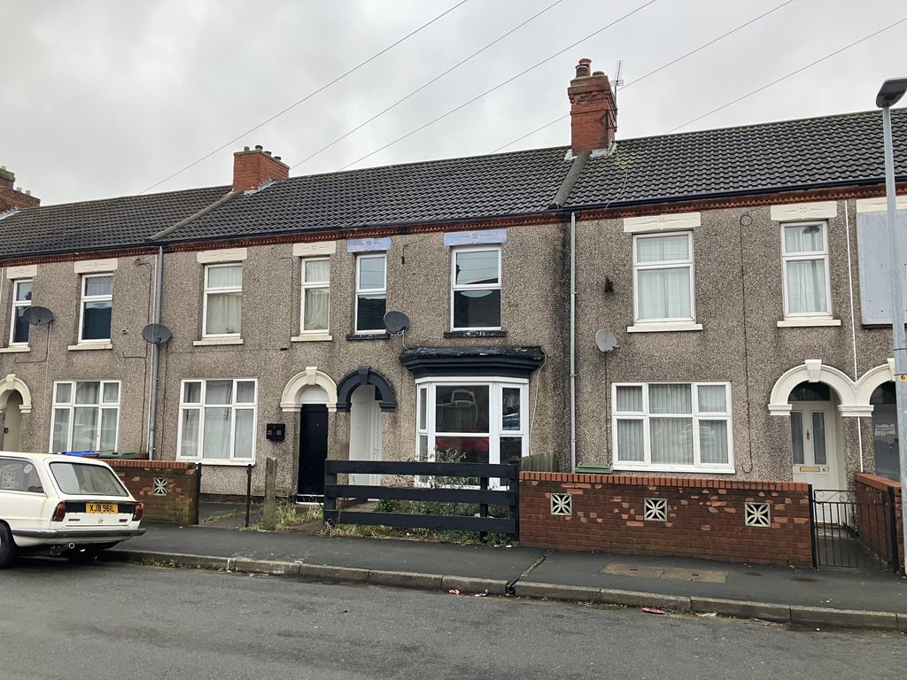 3 bed property for sale in 69, Elsenham Road, Grimbsy, Lincolnshire