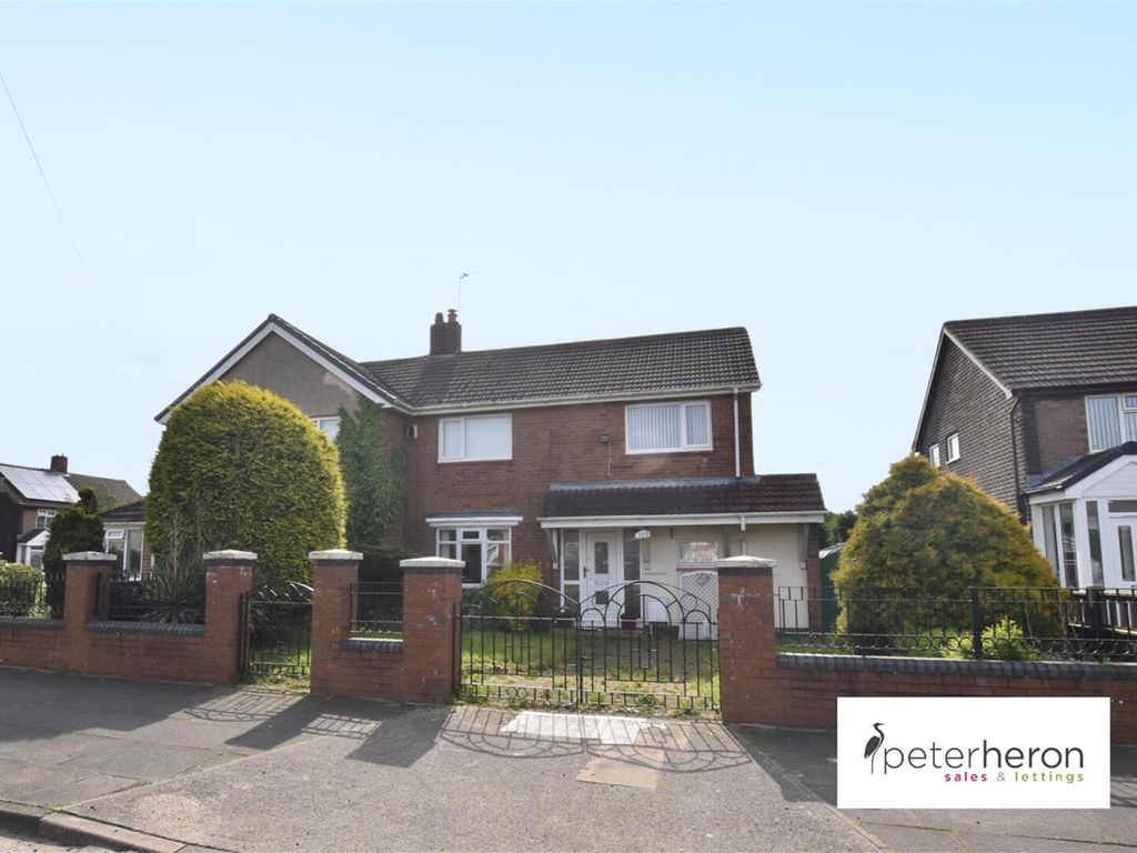 3 bed semidetached house for sale in Baxter Road, Town End Farm