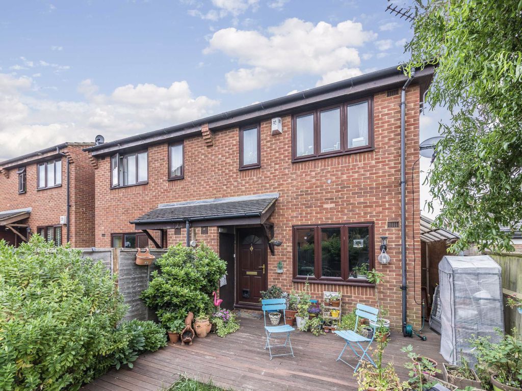 1 bed property to rent in Campbell Close, London SW16 Zoopla