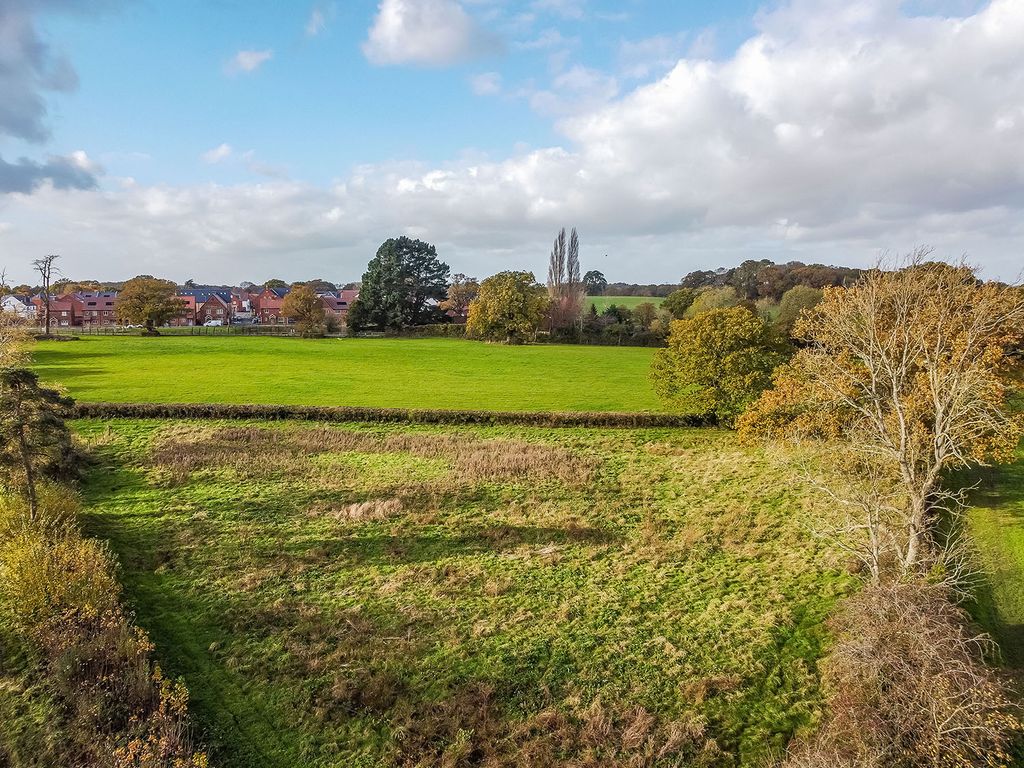 Land for sale in Mortimers Lane, Fair Oak, Eastleigh SO50, £150,000