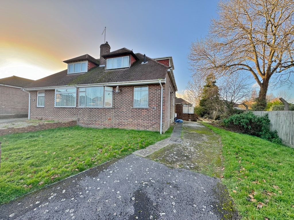 4 bed semidetached house for sale in Jonathan Road, Fareham PO15, £270,000 Zoopla