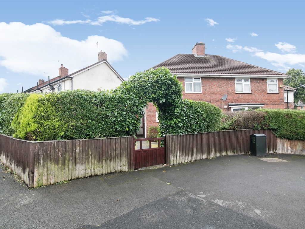 3 bed semidetached house for sale in Unketts Road, Bearwood, Smethwick