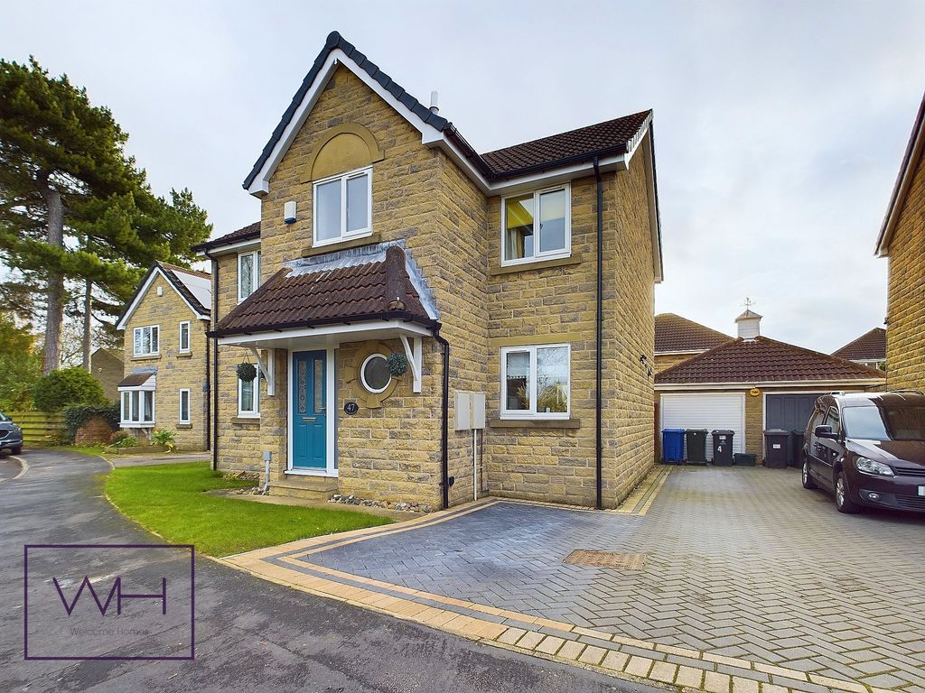 4 bed detached house for sale in The Sycamores, Scawthorpe, Doncaster
