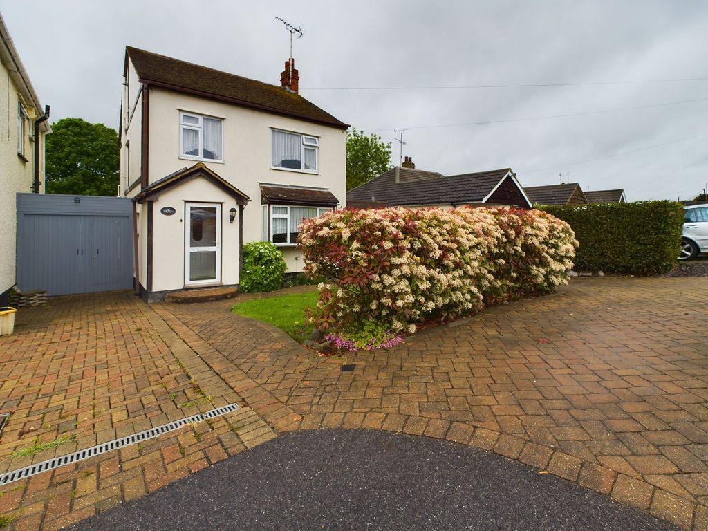 4 bed detached house for sale in Essex Way, Benfleet SS7 Zoopla