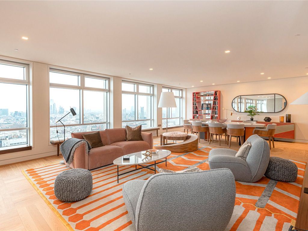 3 bed flat to rent in Centre Point House, New Oxford Street, Soho