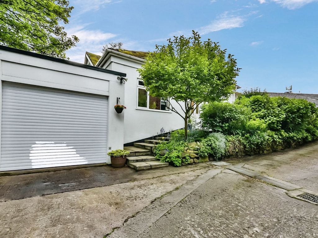 3 bed bungalow for sale in Haughton Green Road, Denton, Manchester, Greater Manchester M34 Zoopla