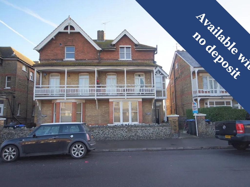 2 bed flat to rent in Roxburgh Road, WestgateOnSea CT8 Zoopla
