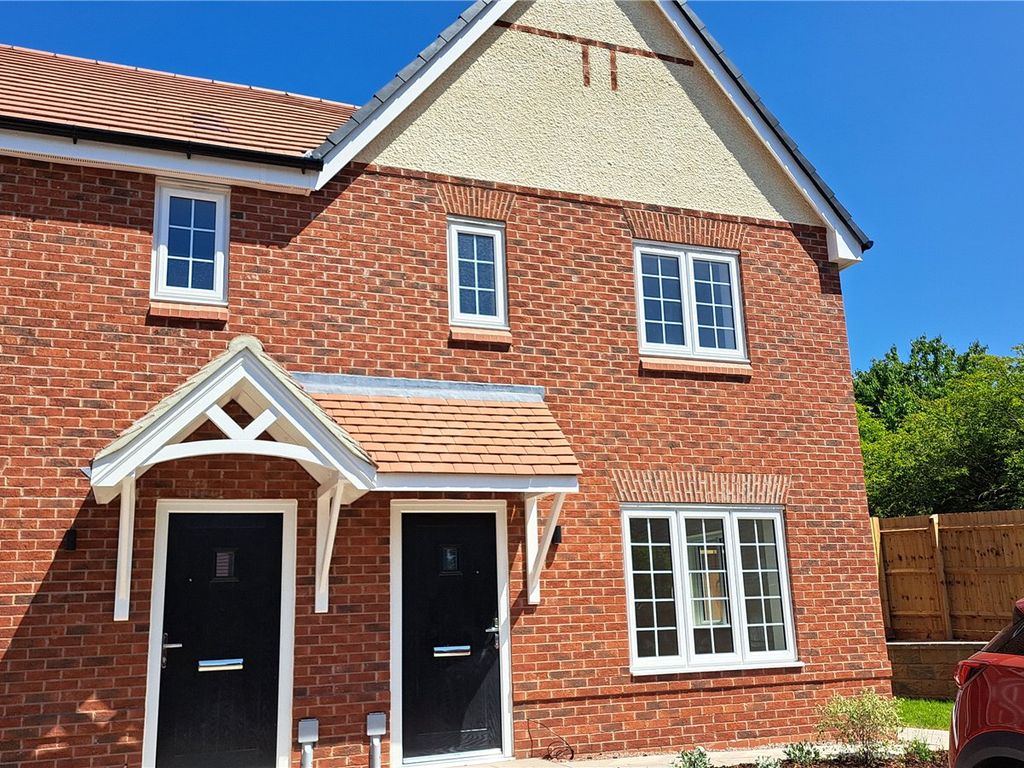 3 bed semidetached house to rent in Judith Turley Close, Stirchley