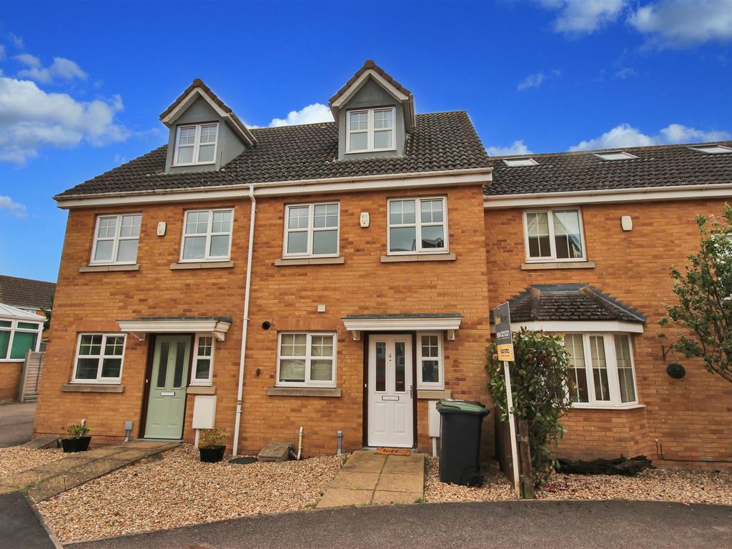 3 bed town house to rent in Temple Gardens, Rushden NN10 Zoopla