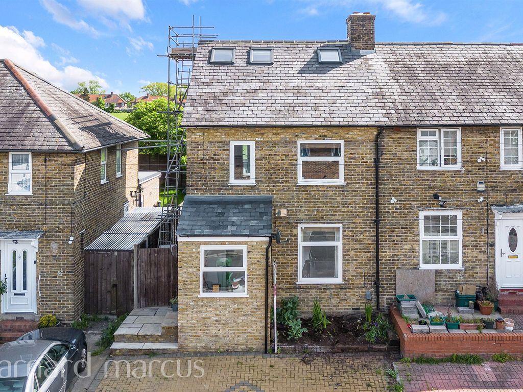 4 bed terraced house for sale in Garendon Road, Morden SM4 Zoopla