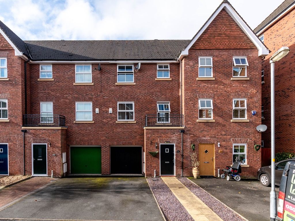 3 bed town house for sale in Holywell Drive, Warrington WA1 Zoopla