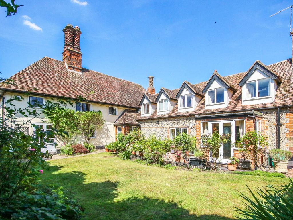 4 bed detached house for sale in High Street, Cheveley, Newmarket CB8