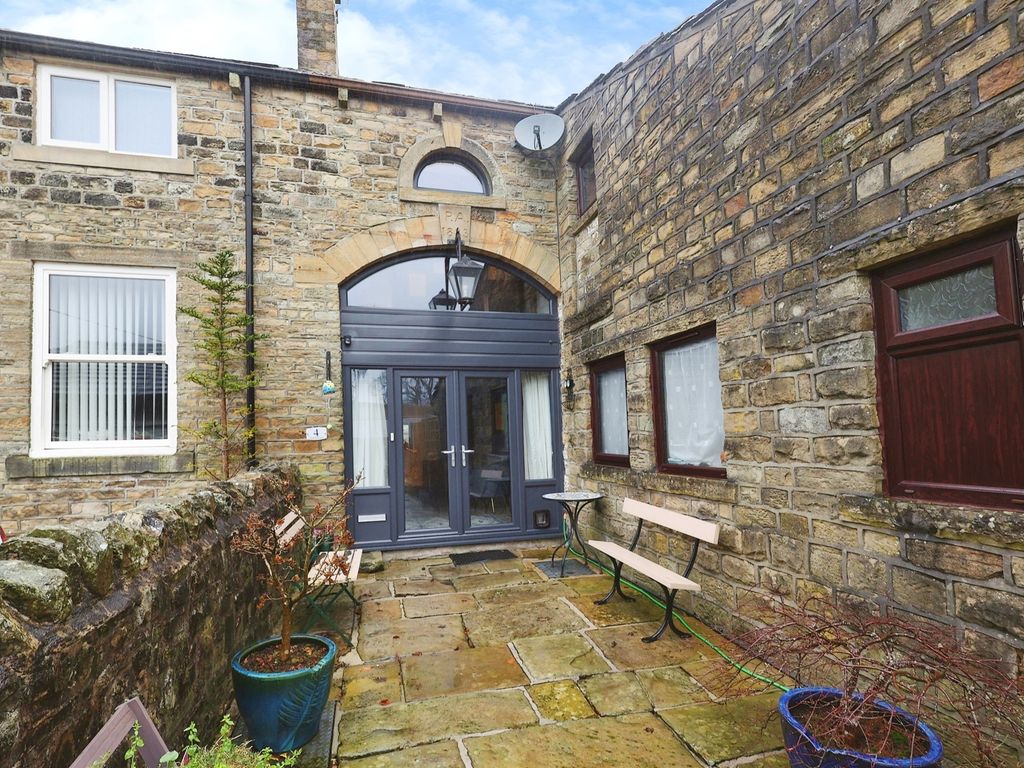3 bed barn conversion for sale in Slack Lane, Oakworth, Keighley BD22