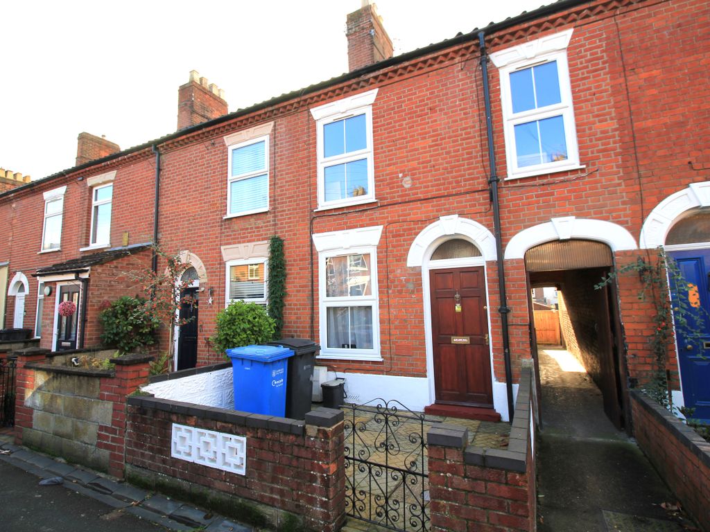 2 bed terraced house to rent in Knowsley Road, Norwich NR3, £1,095 pcm