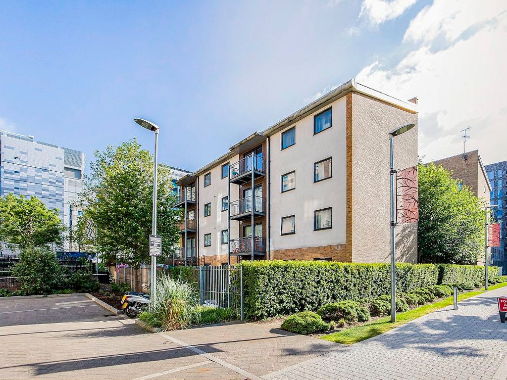 2 bed flat for sale in Julius House, Poplar E14 Zoopla