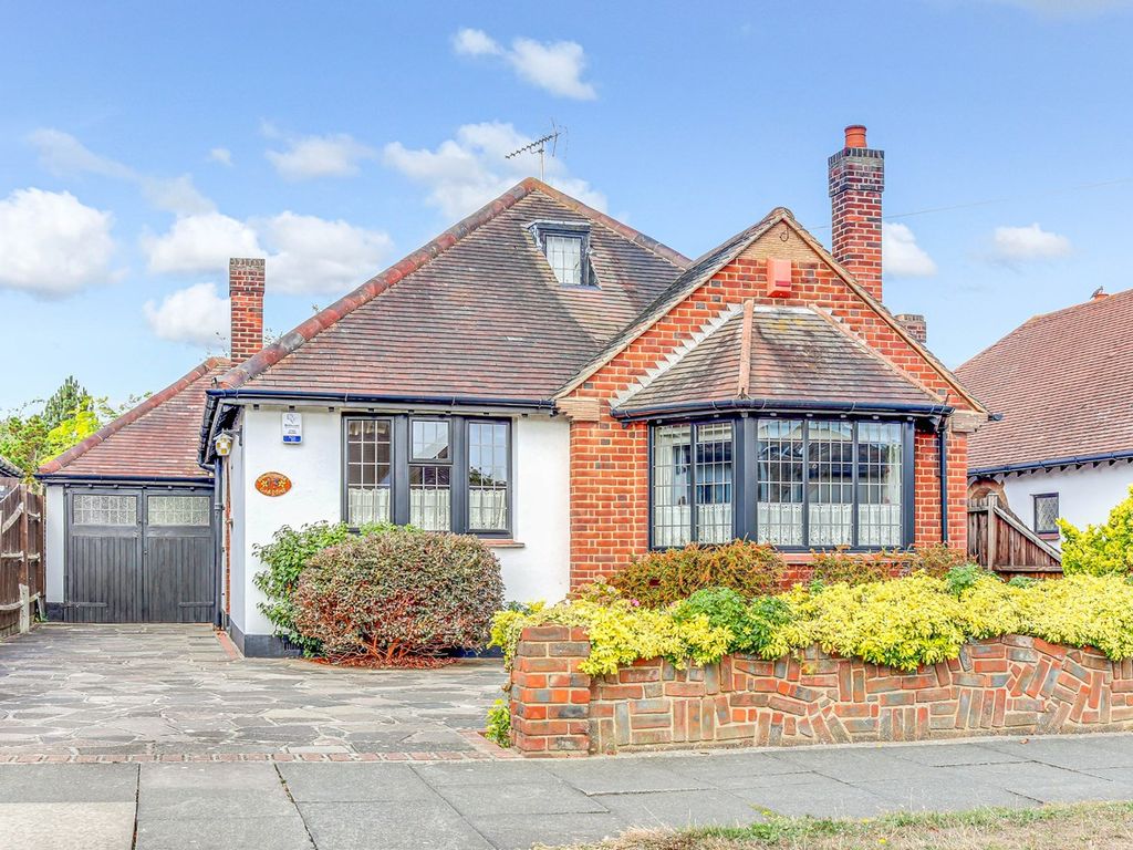 3 bed detached bungalow for sale in Gardens, Thorpe Bay SS1