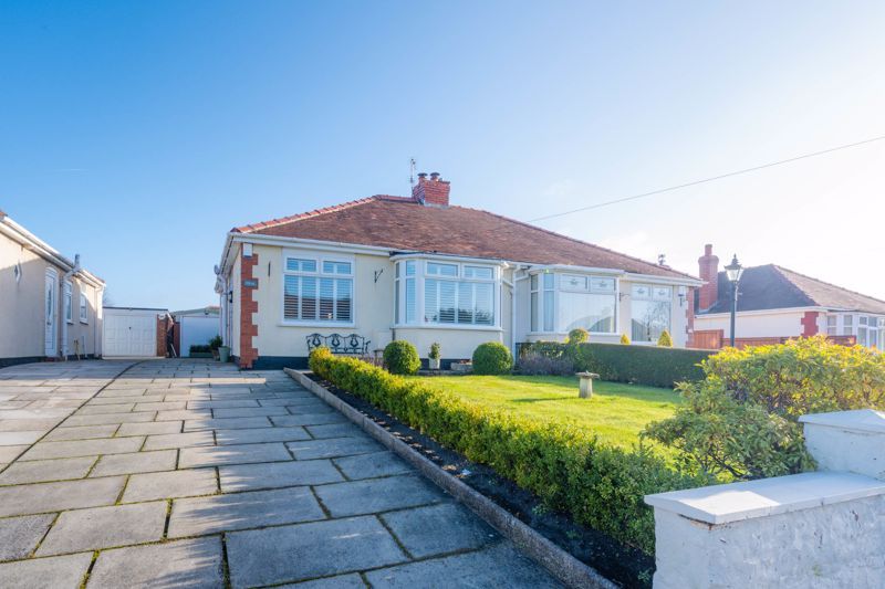 2 bed semidetached house for sale in Birchfield Way, Lydiate