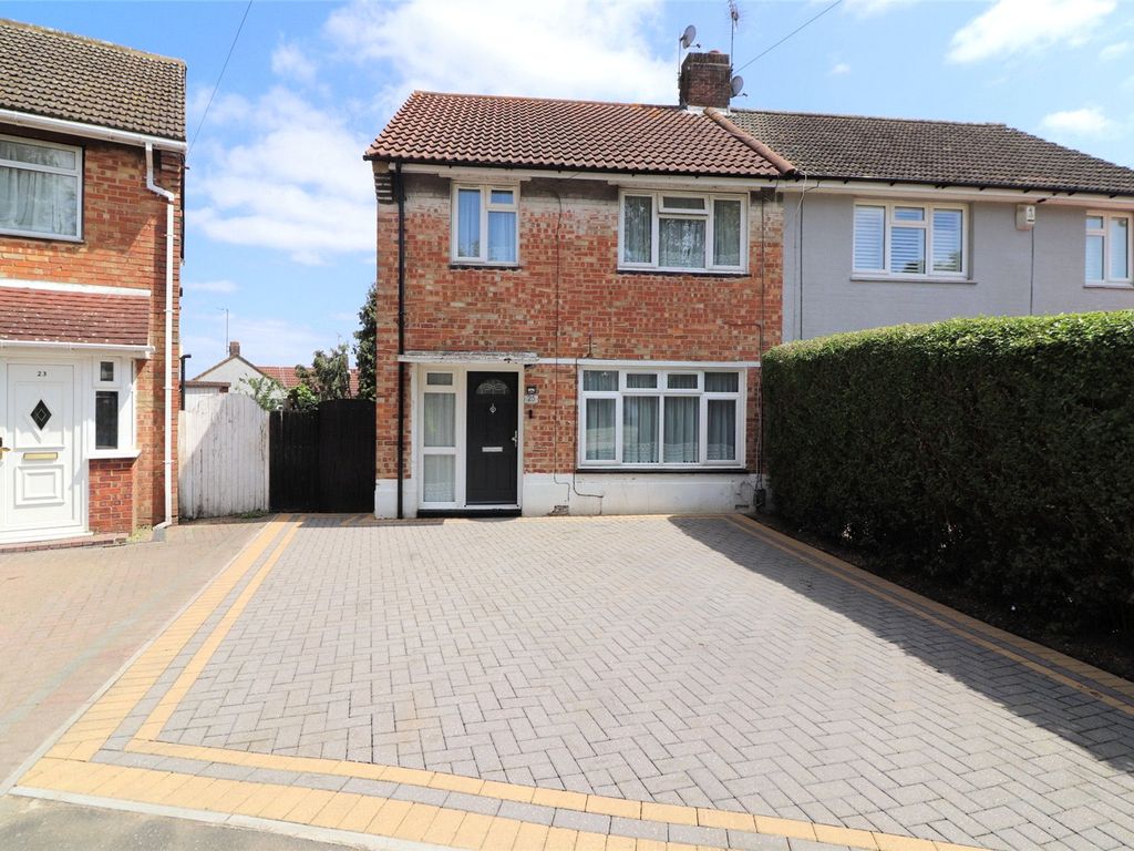 2 bed semidetached house for sale in Valence Road, Erith, Kent DA8, £