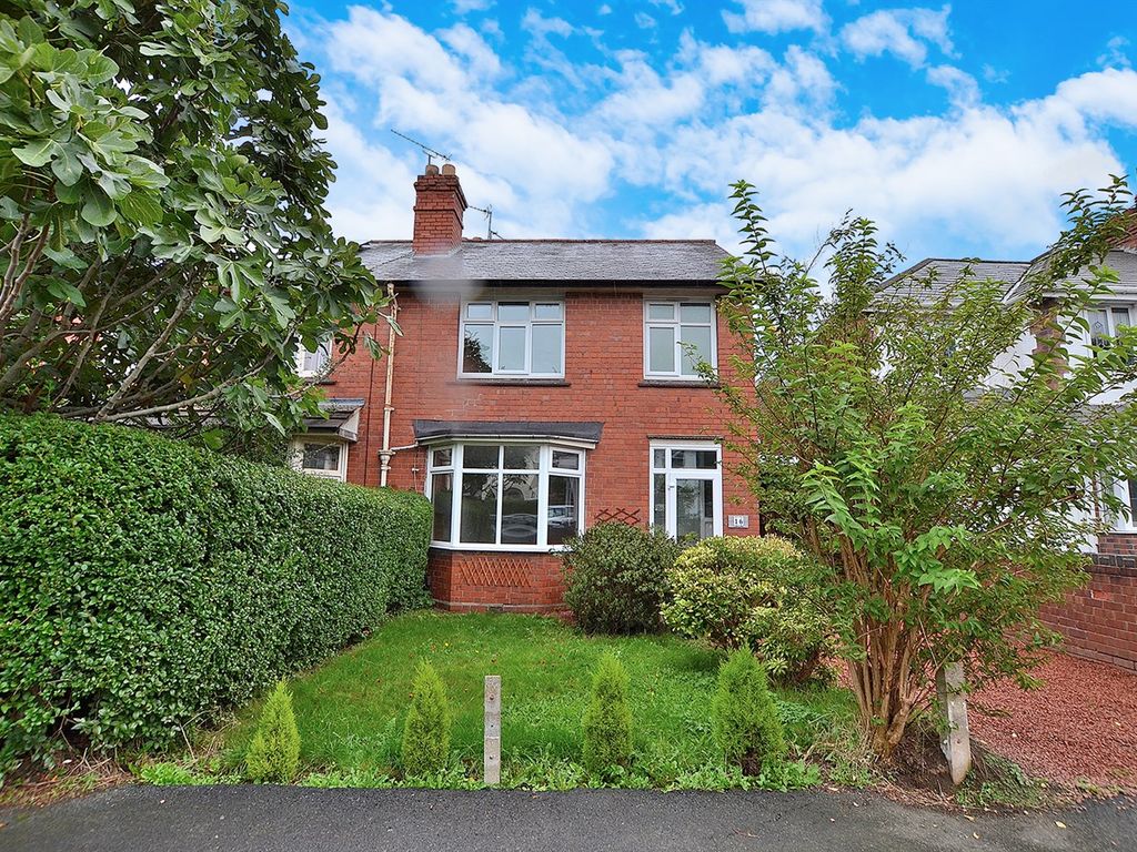 3 bed semidetached house for sale in Wynn Road, Penn, Wolverhampton