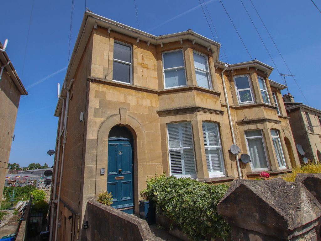3 bed flat for sale in Lower Oldfield Park, Bath BA2 Zoopla