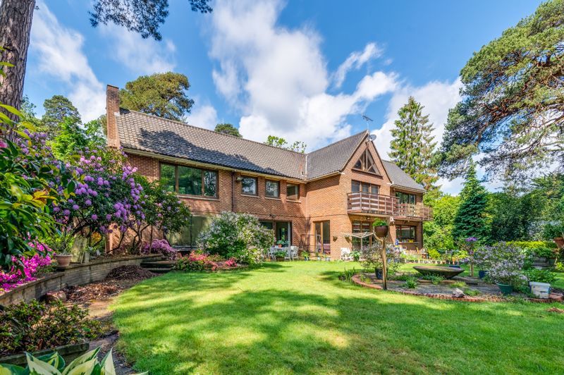 5 bed detached house for sale in Shirley Hills Road, Croydon CR0 Zoopla