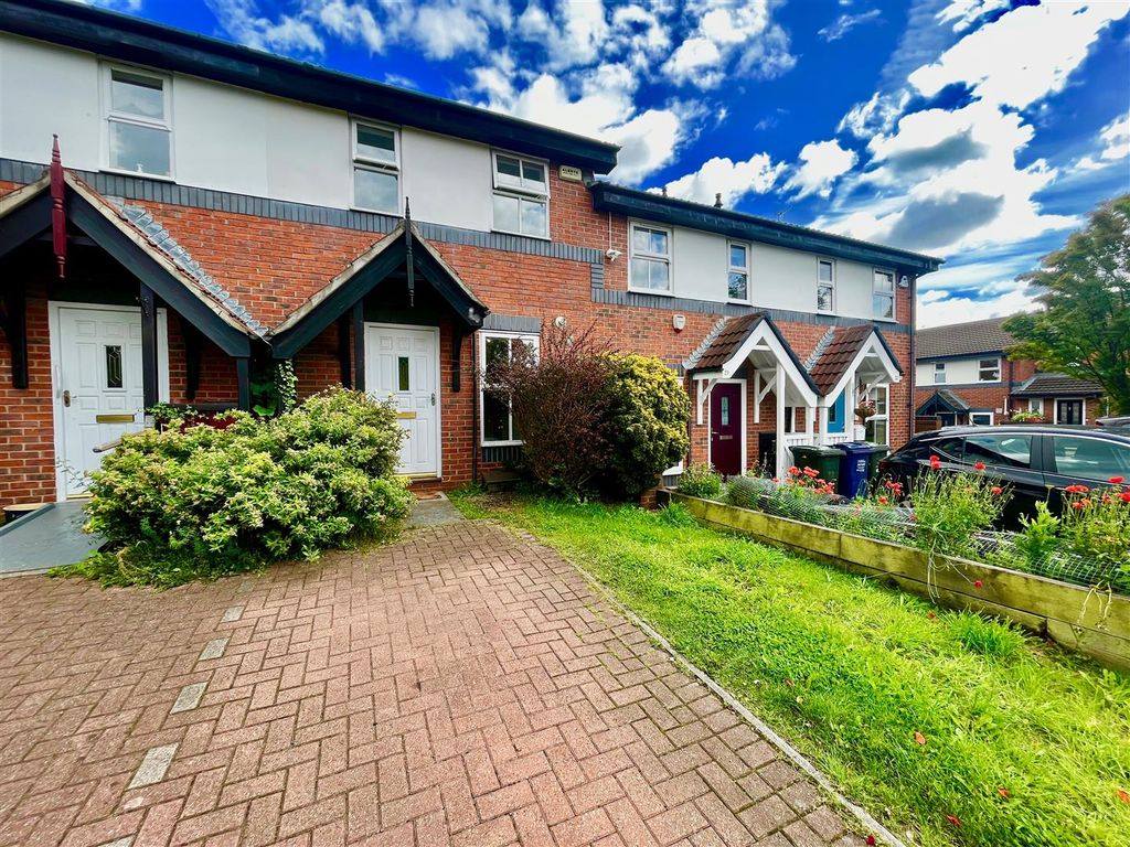 2 bed terraced house to rent in Churchill Mews, Newcastle Upon Tyne NE6, £850 pcm Zoopla