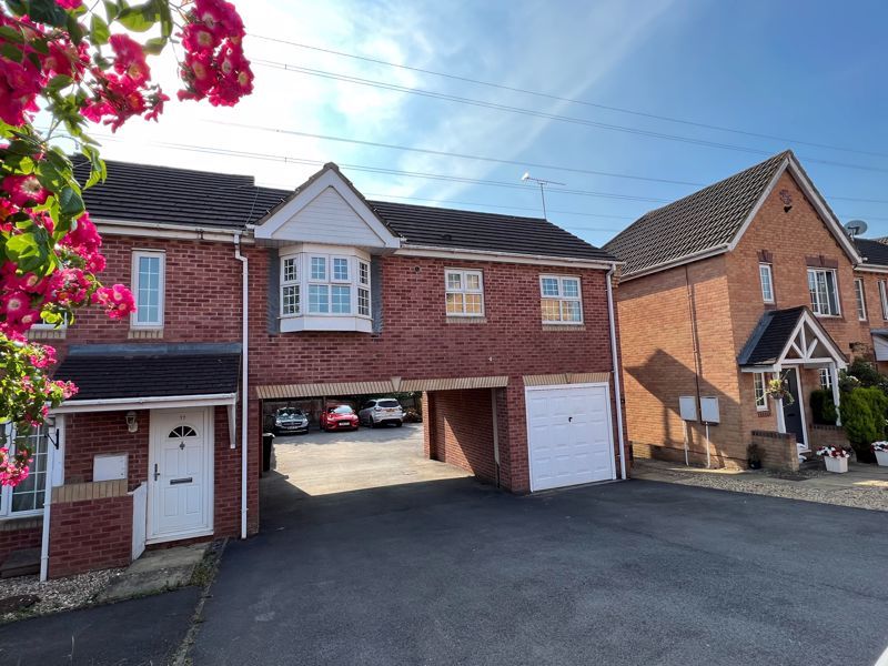 1 bed property to rent in Pinkers Mead, Emersons Green, Bristol BS16, £