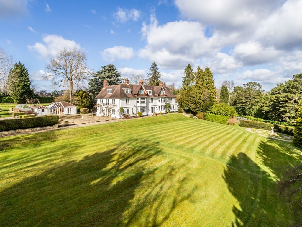 7 bed detached house to rent in Portley Wood Road, Whyteleafe CR3 Zoopla