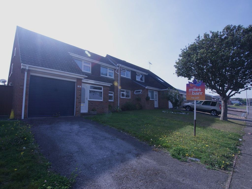 3 bed semidetached house to rent in Sandhurst Road, Margate CT9, £
