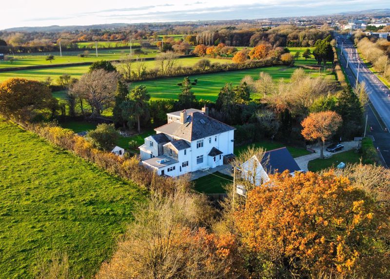 3 bed semidetached house for sale in Maes Yr Haf, Crack Hill