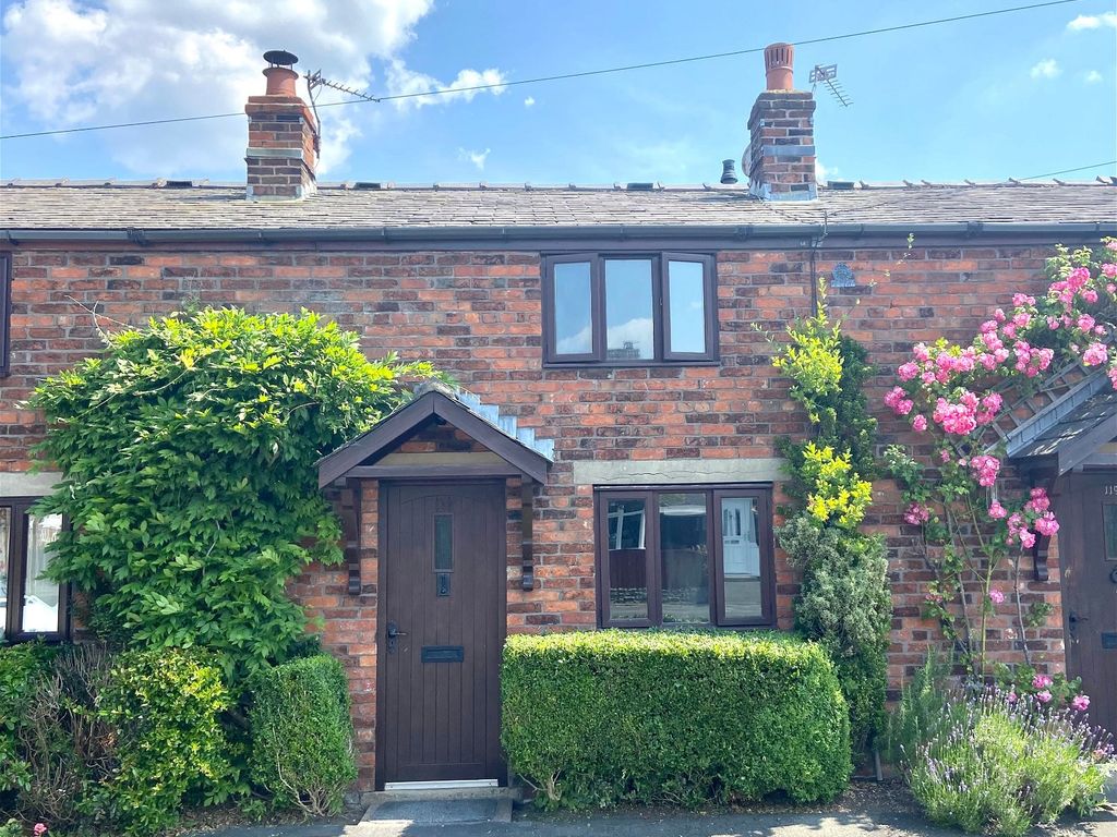 2 bed mews house for sale in Liverpool Old Road, Much Hoole, Preston