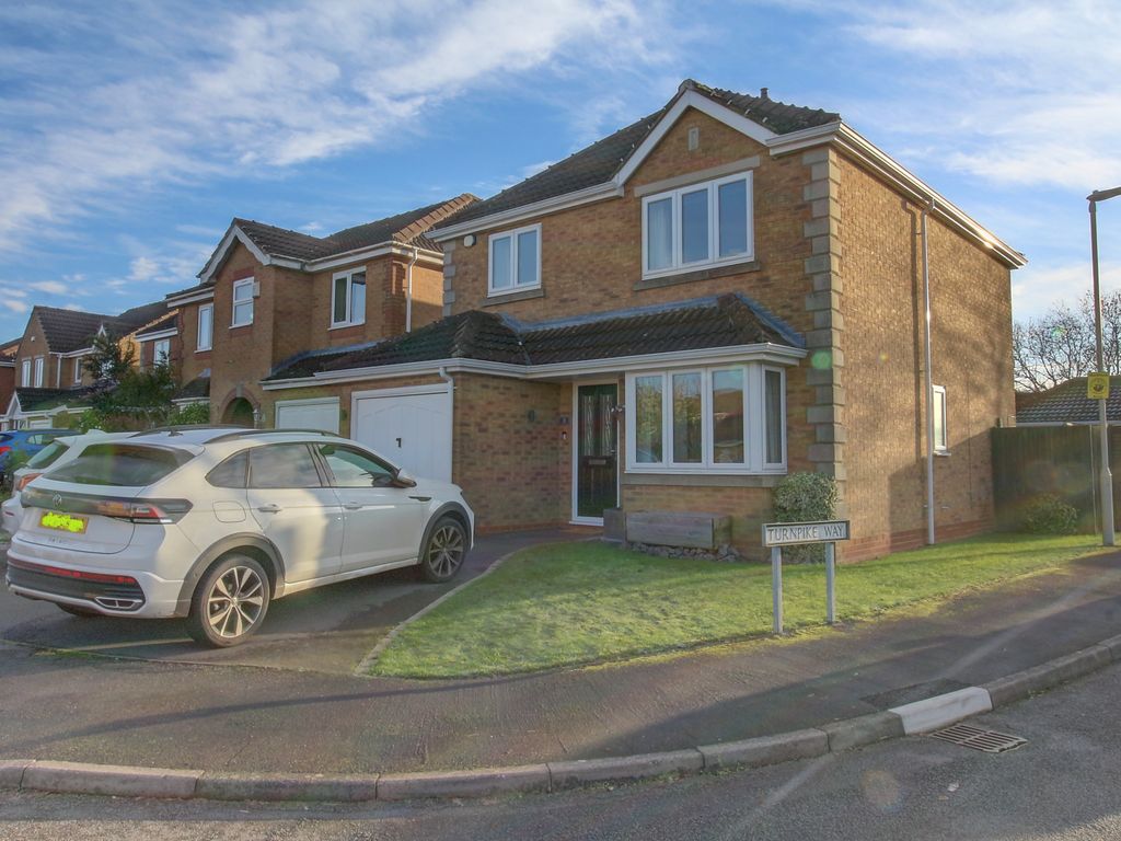 3 bed detached house for sale in Countryman Way, Markfield LE67, £