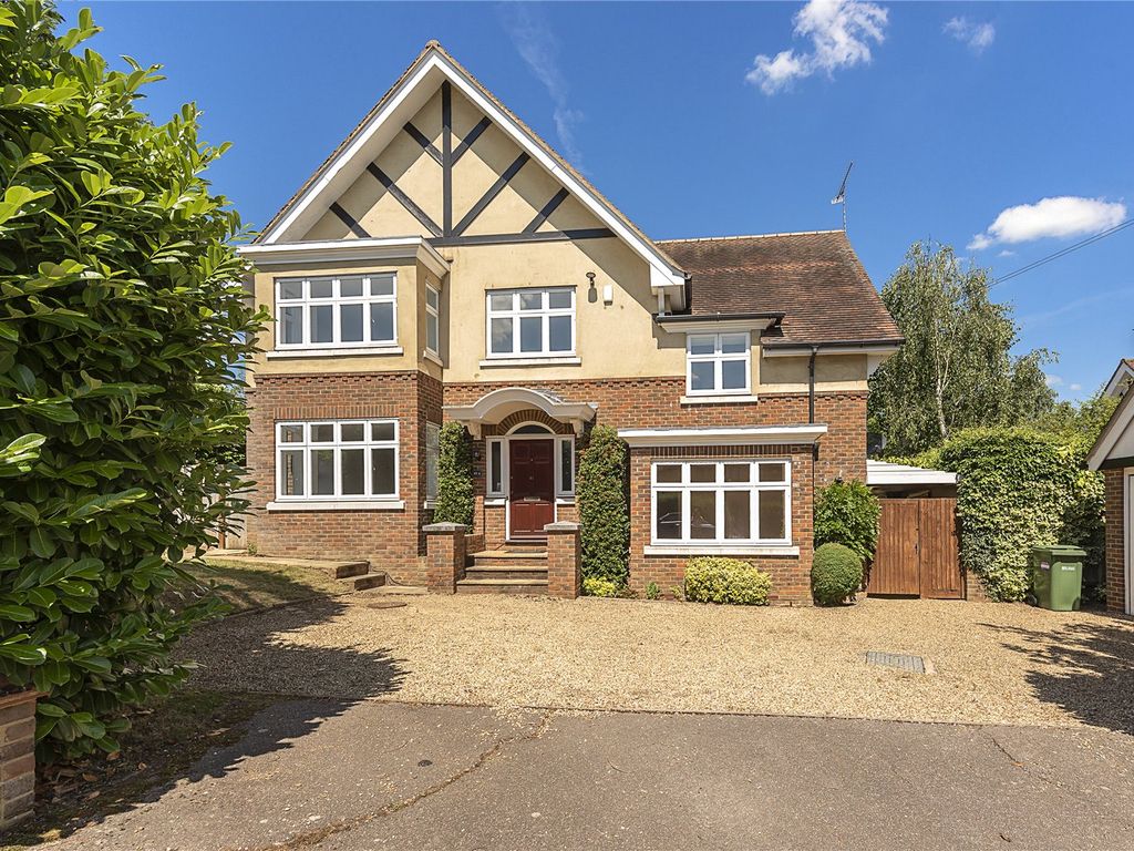 5 bed detached house for sale in Kirkwick Avenue, Harpenden